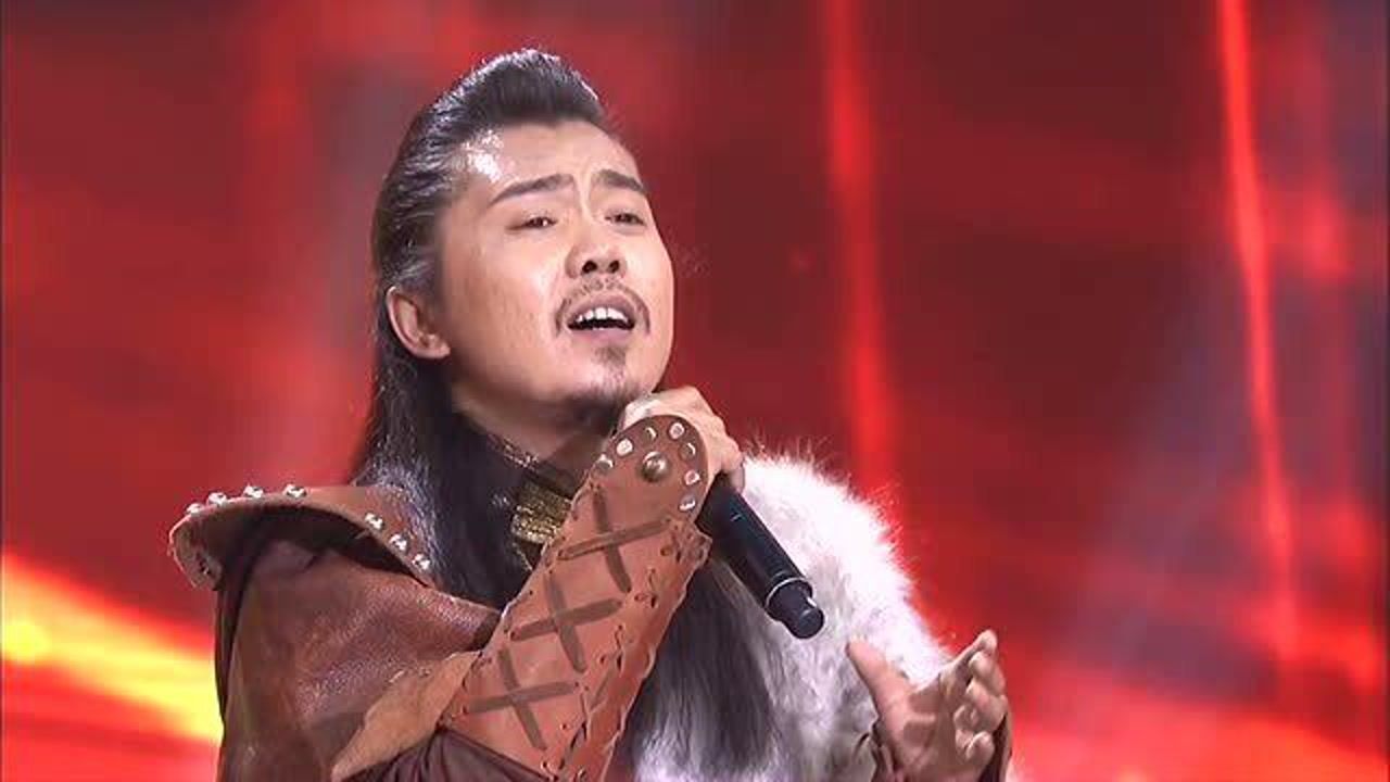 内蒙歌手哈斯草原歌曲父亲的草原母亲的河北京现场版