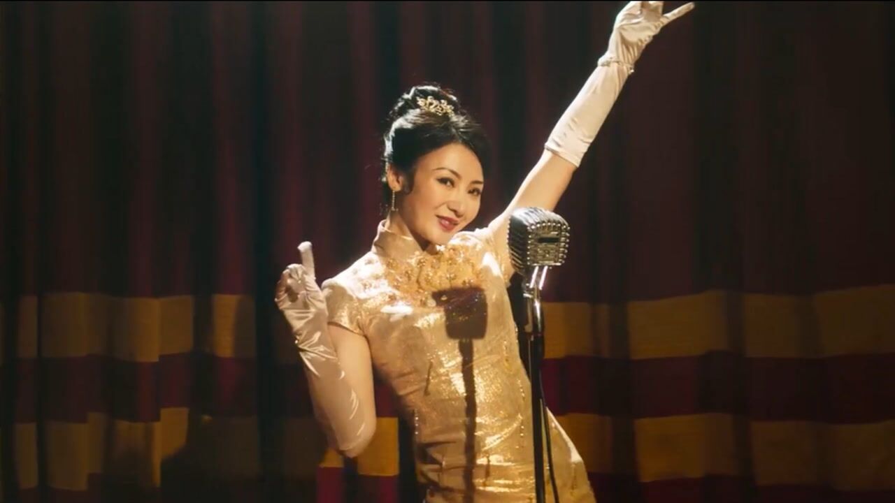 叶问外传柳岩真是有魅力茱莉亚闯荡酒吧街成为夜场的台柱子