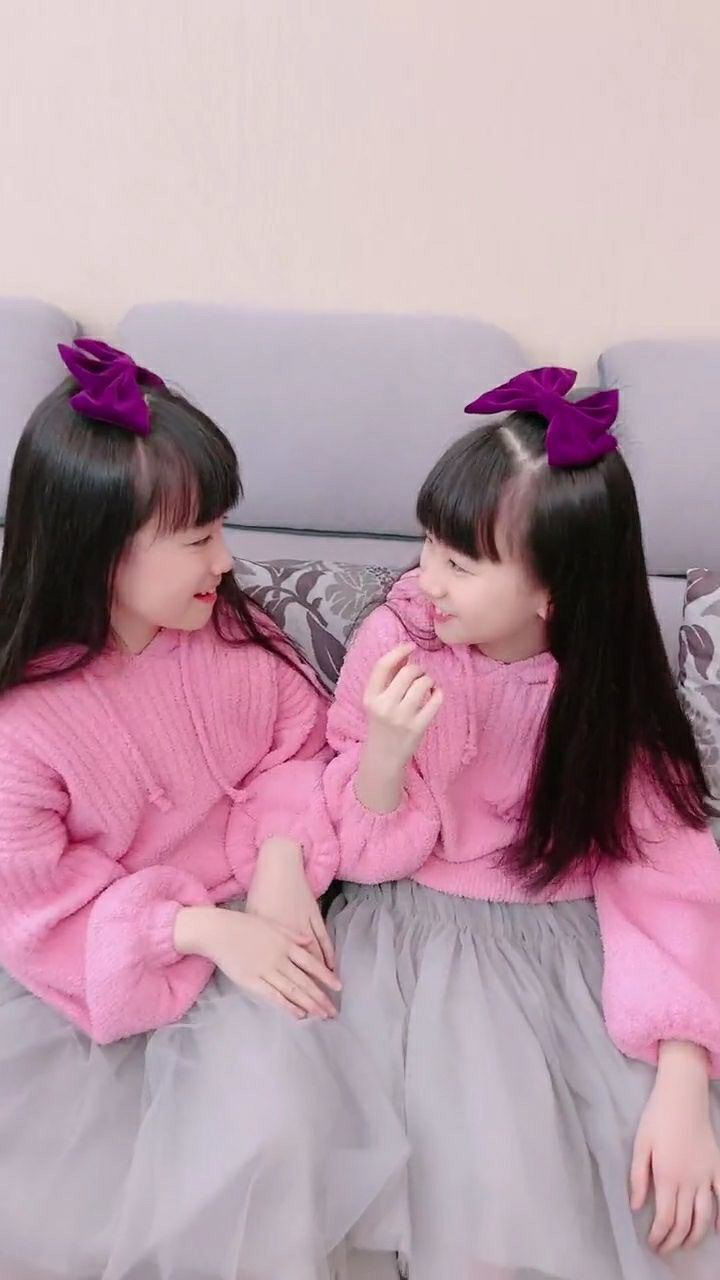 度大挑战听说双胞胎的默契度都很高今天来测试一下微视小助手一一丫丫