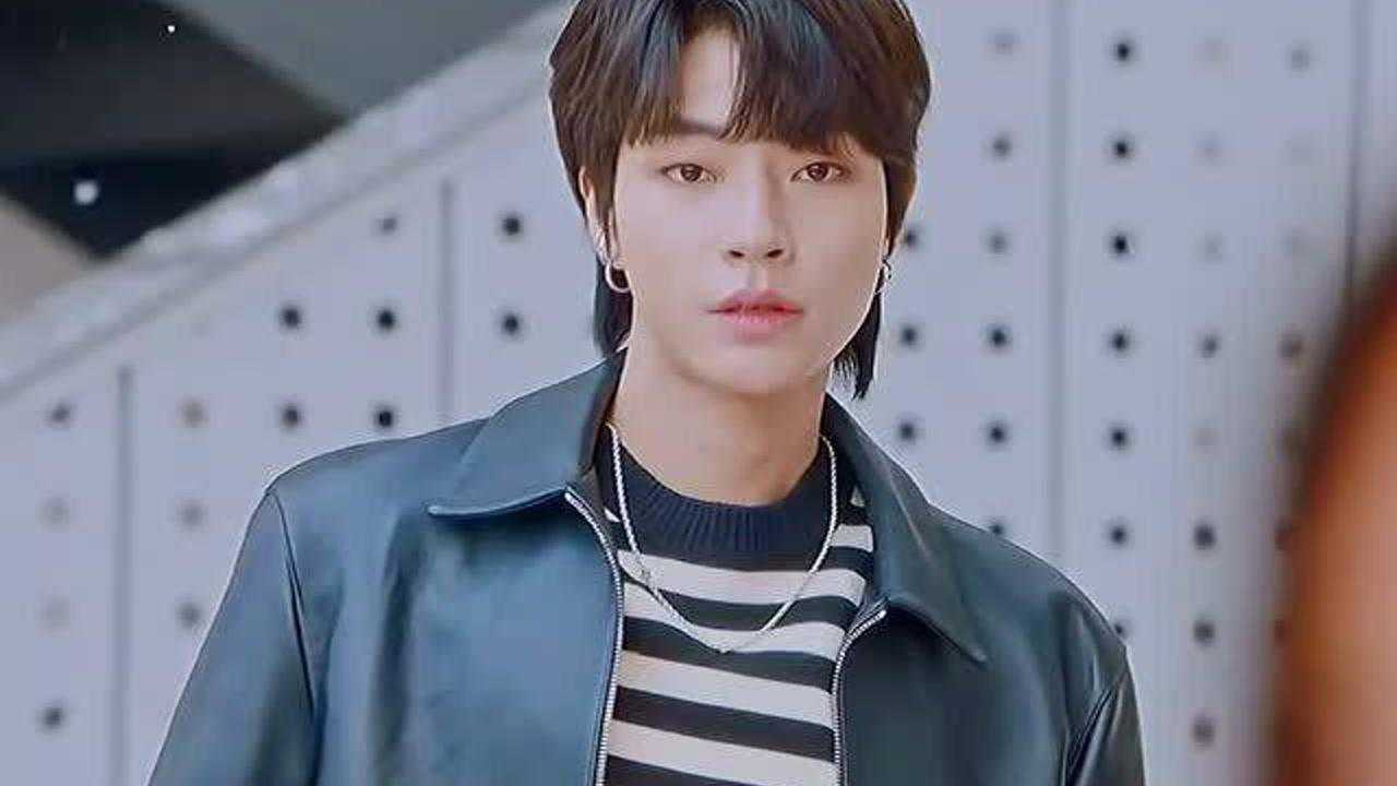 女神降临铁律男二就是拿来虐的但凡男二丑点也不至于意难平