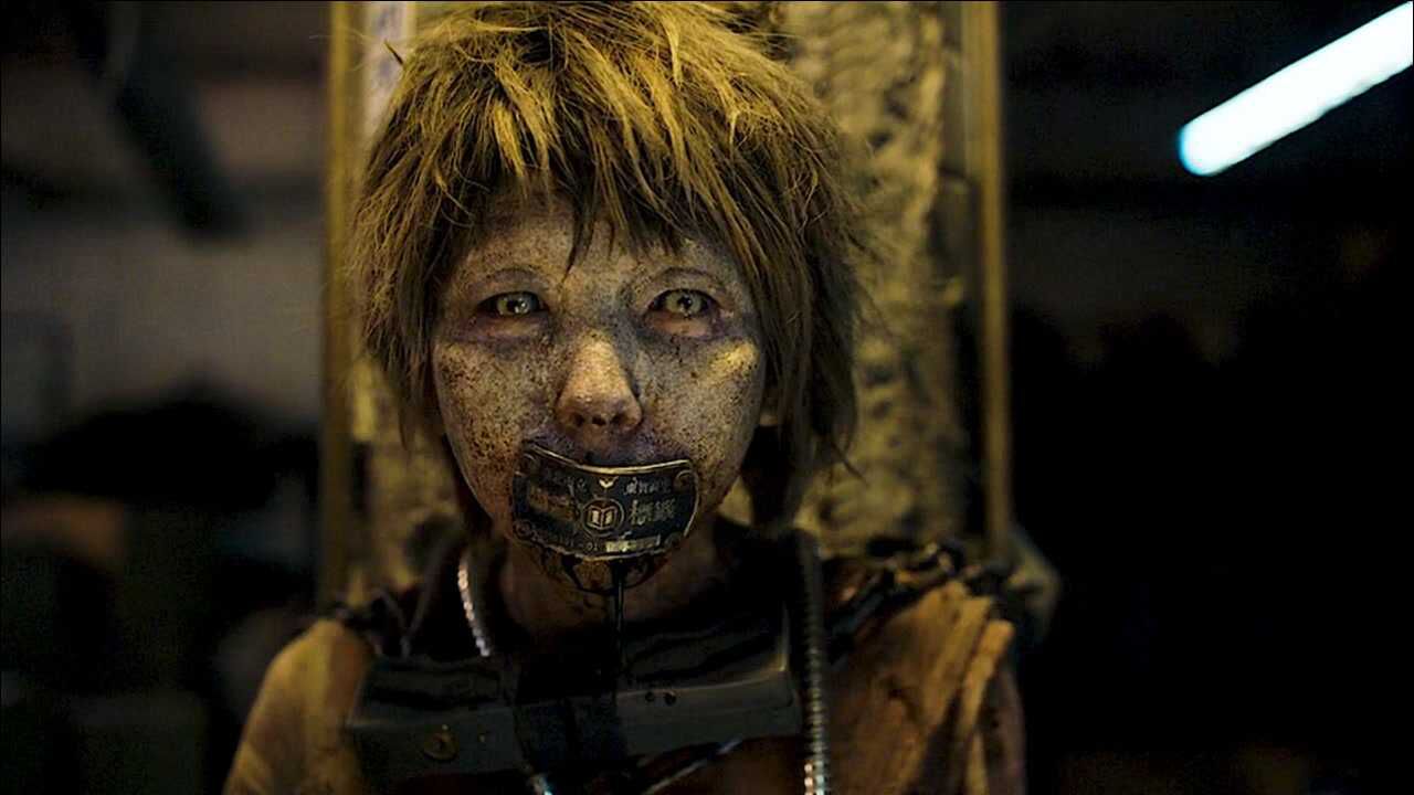 报告老师怪怪怪怪物 女孩被下蛊样貌大变_腾讯视频