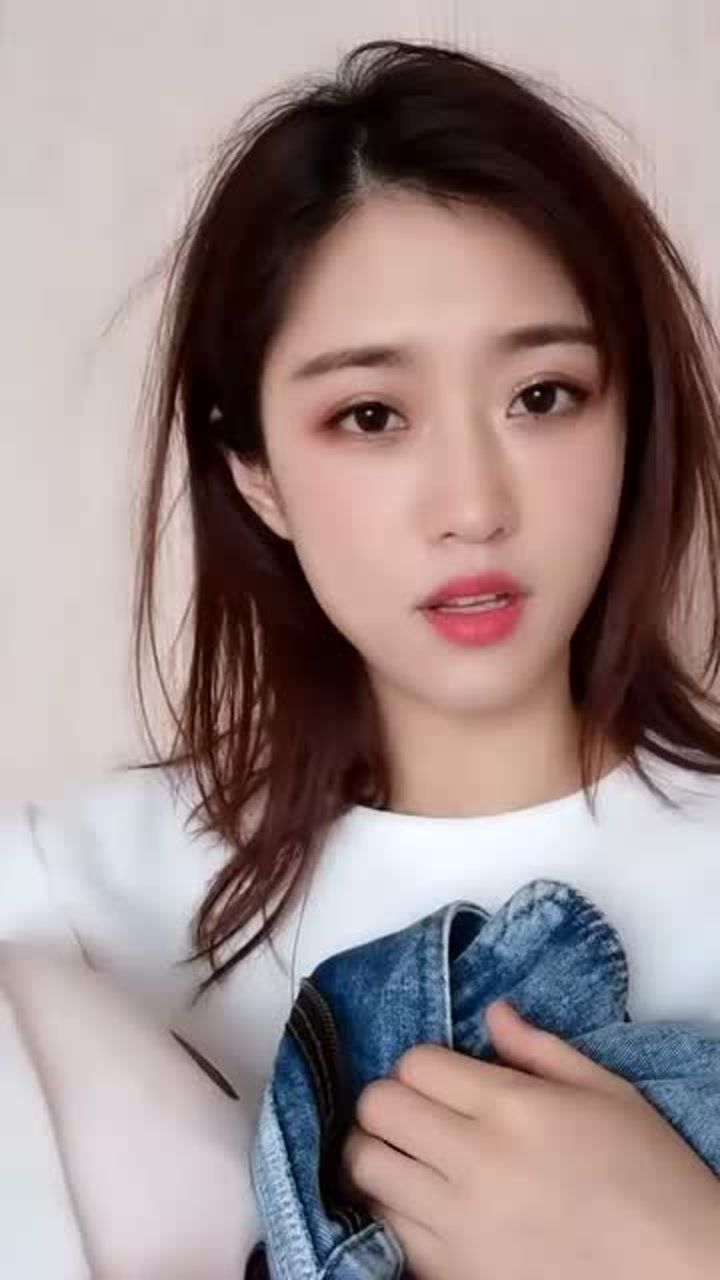 太漂亮大眼睛脉脉含情勾魂摄魄有种纯天然的美