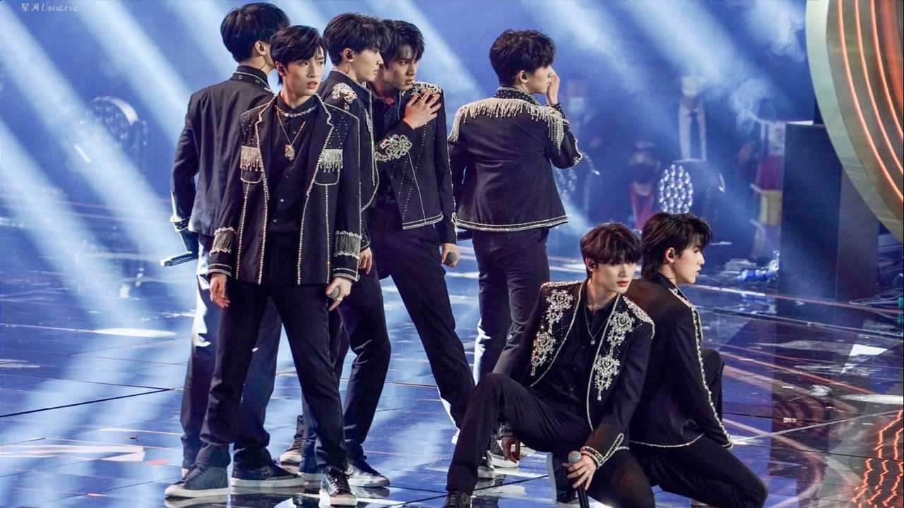 时代少年团2020微博之夜全开麦要你管代表年轻一代态度的一首歌