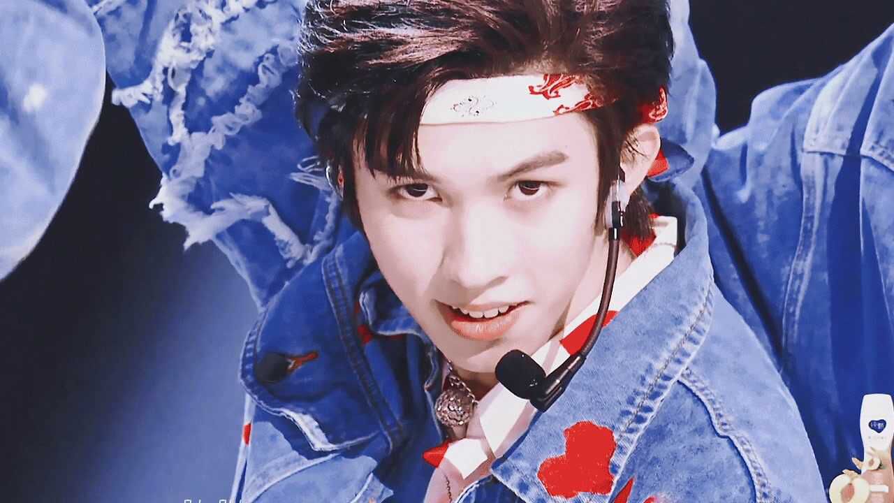 创造营林墨这段高音不错,声音很稳舞台表现也很有lover boy内味儿