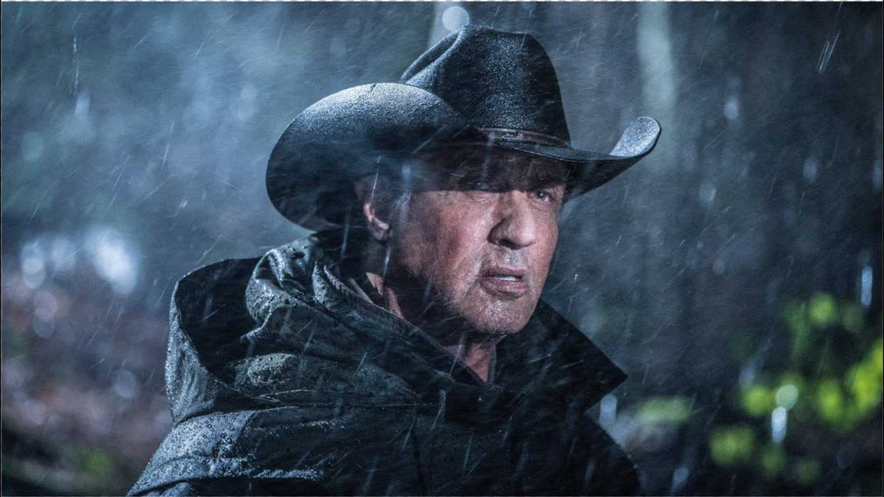 《第一滴血》自大警长追击受辱老兵,被身经百战兰博反杀