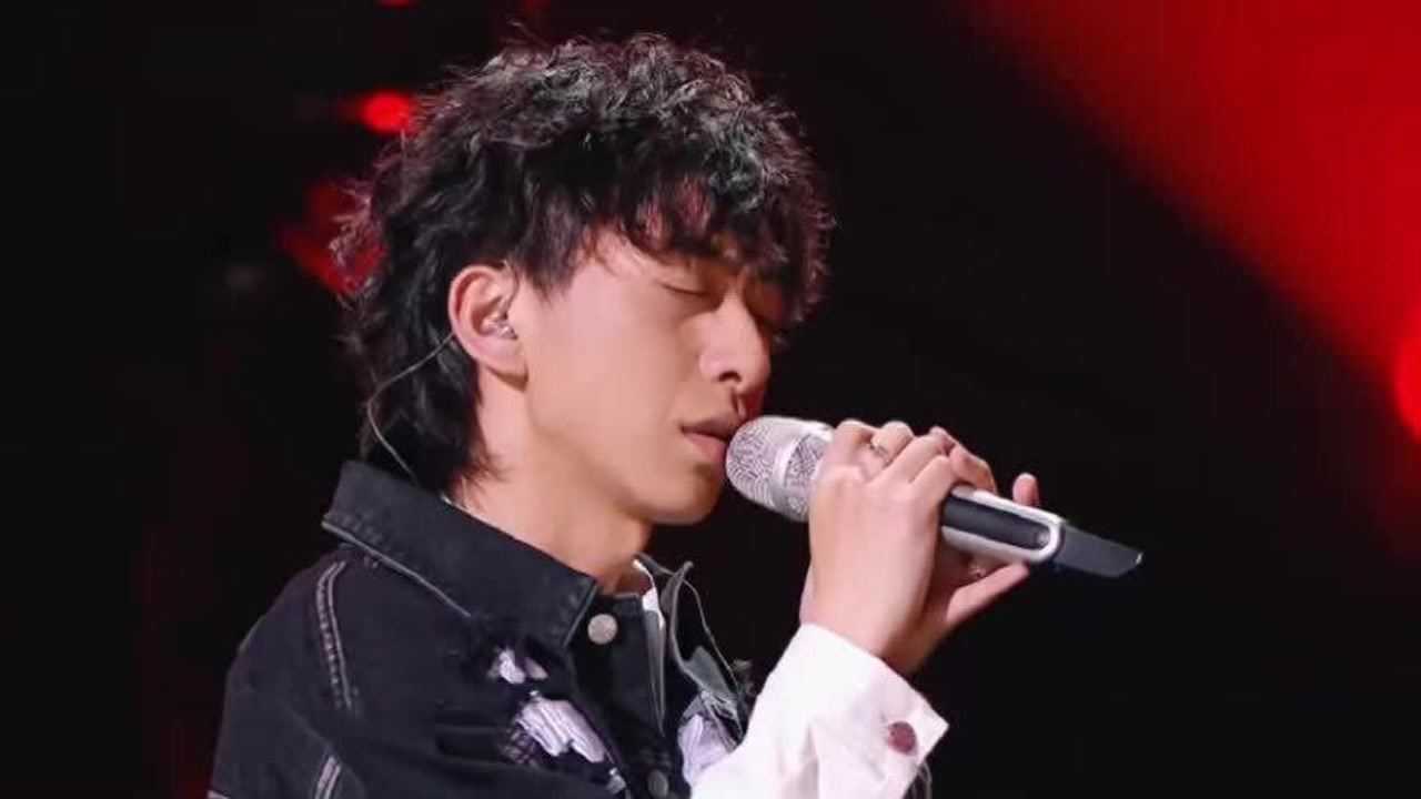 七叔终于对《莫问归期》下手了,一开口就忘了原唱,太好听了