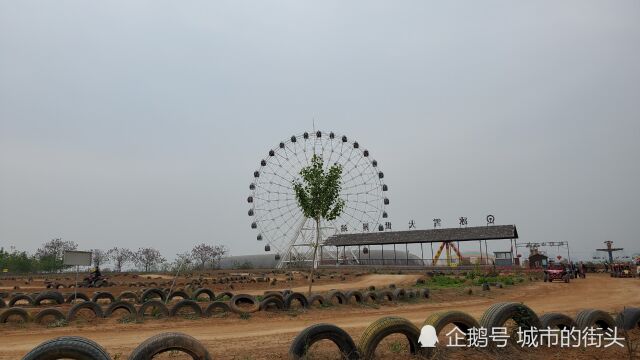 沟壑纵横的荒沟里建的旅游景区,洛阳倒盏村开业至今人气旺,有啥秘诀吗