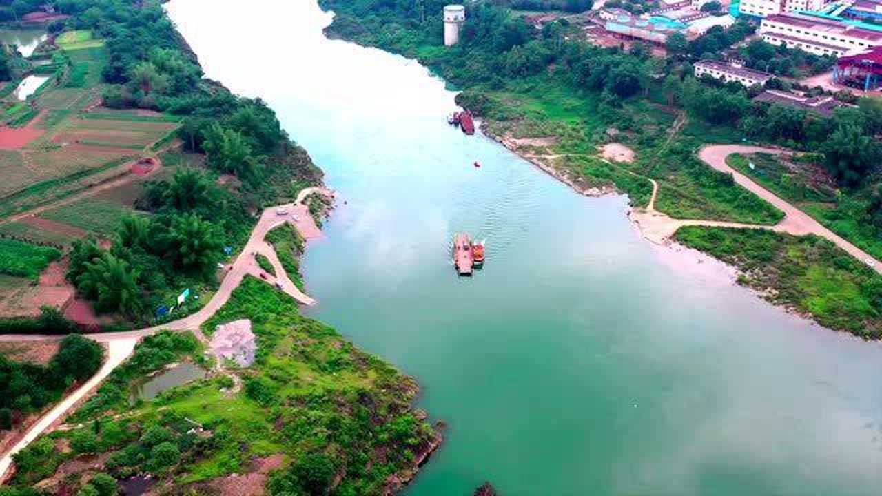 广西来宾市兴宾区正龙乡,红水河风光