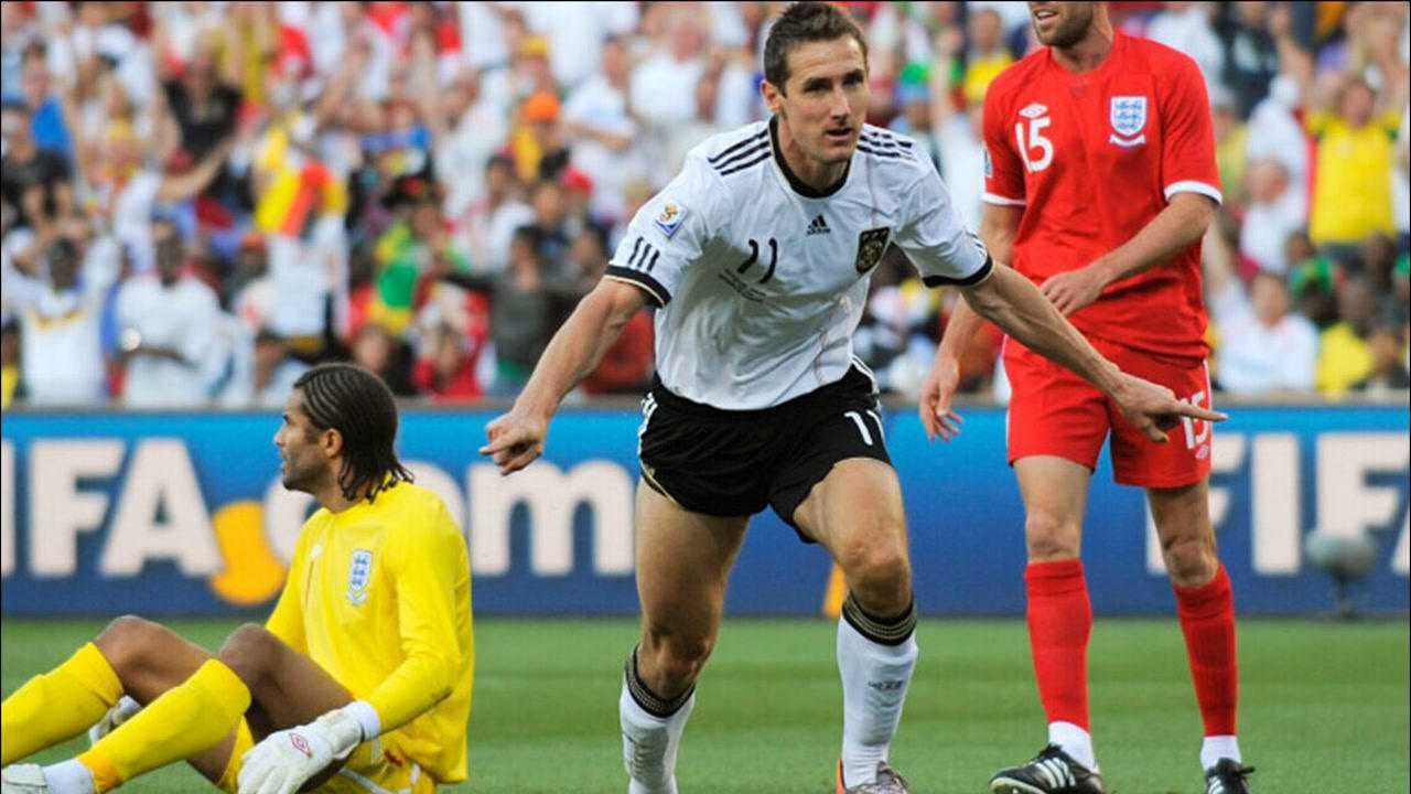 2010年世界杯德国vs英格兰,兰帕德进球未算,德国靠裁判帮忙晋级