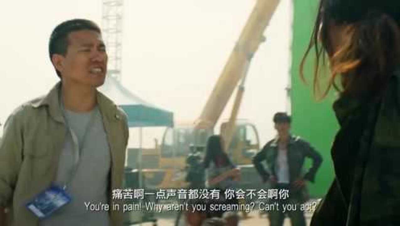 女子对演技有独到见解，片场亲自示范，却不想得罪了导演_腾讯视频