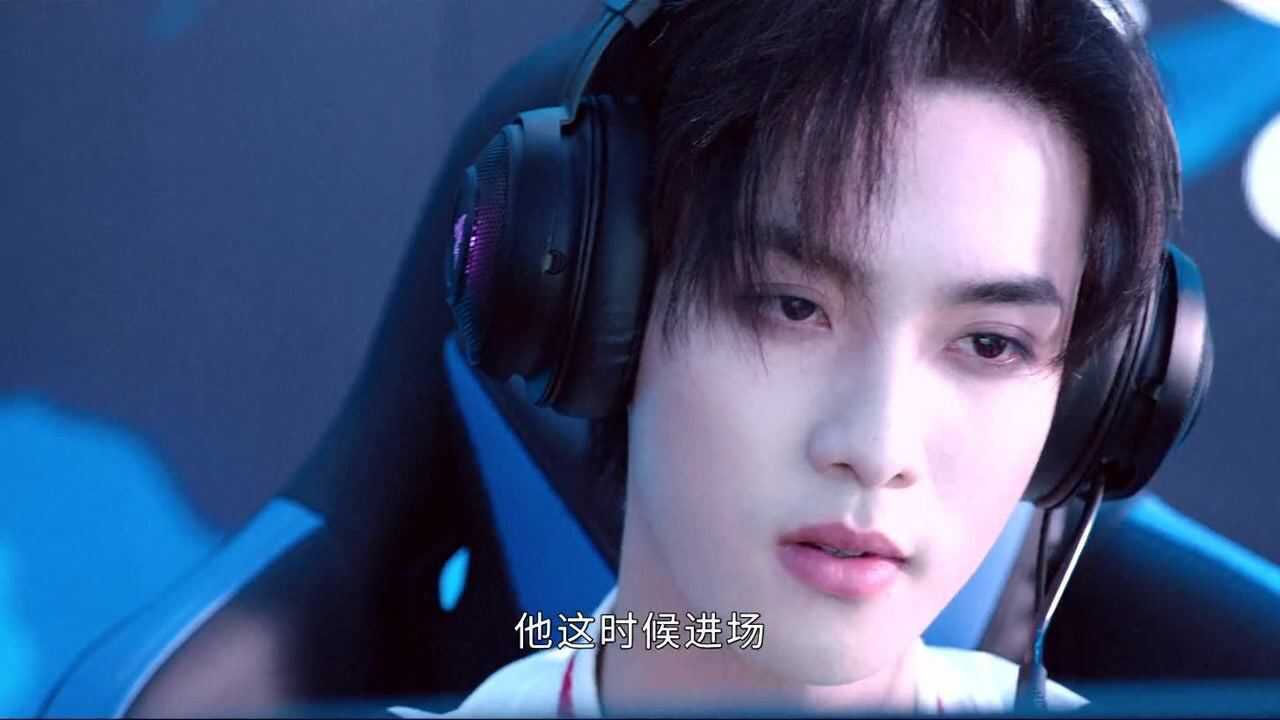 你微笑时很美zgdx比赛场上老k跟老猫不停的斗嘴