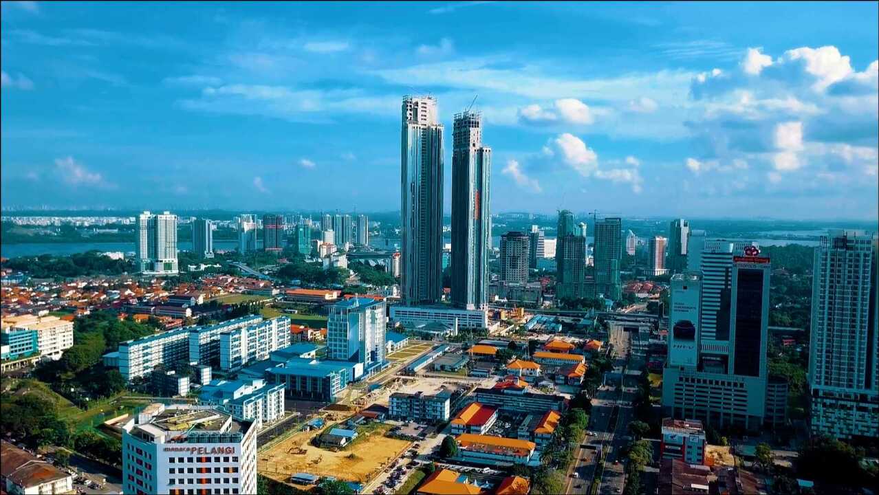 航拍新山市,马来西亚第二大城市,放在我国算几线城市?