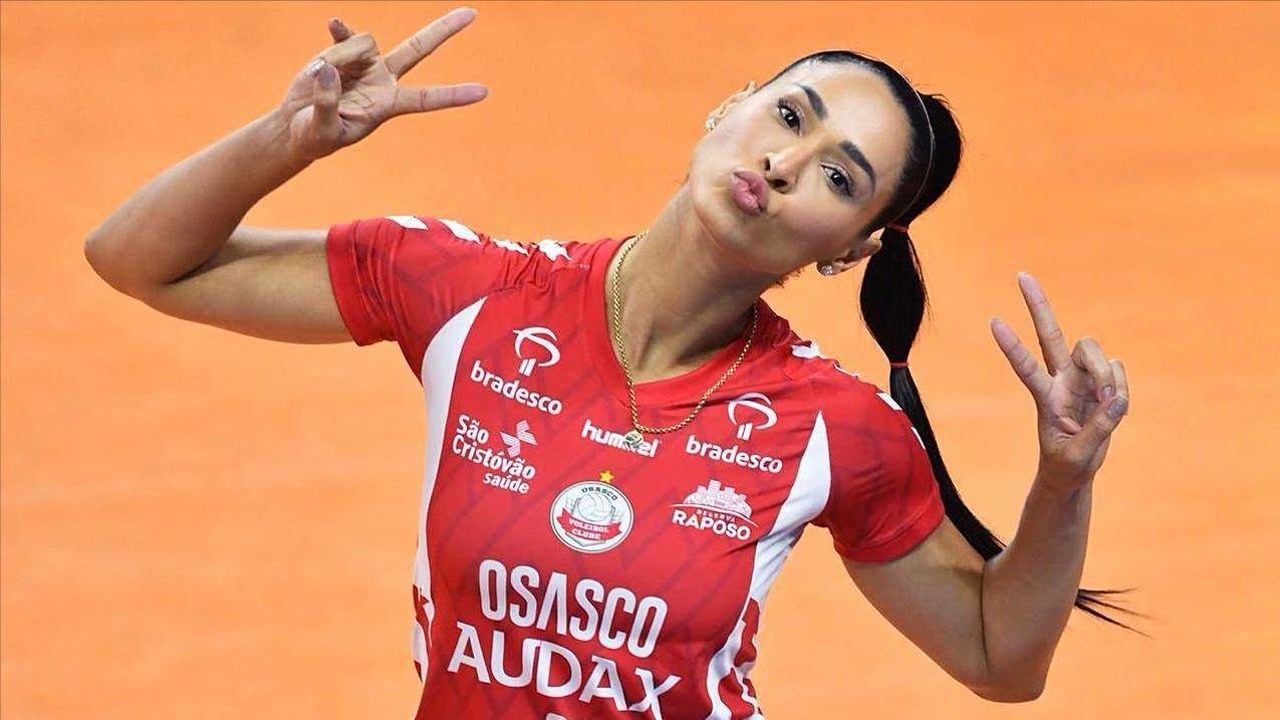 巴西女排头号"戏精",真是风采不减当年勇为你推荐自动连播58:02细读