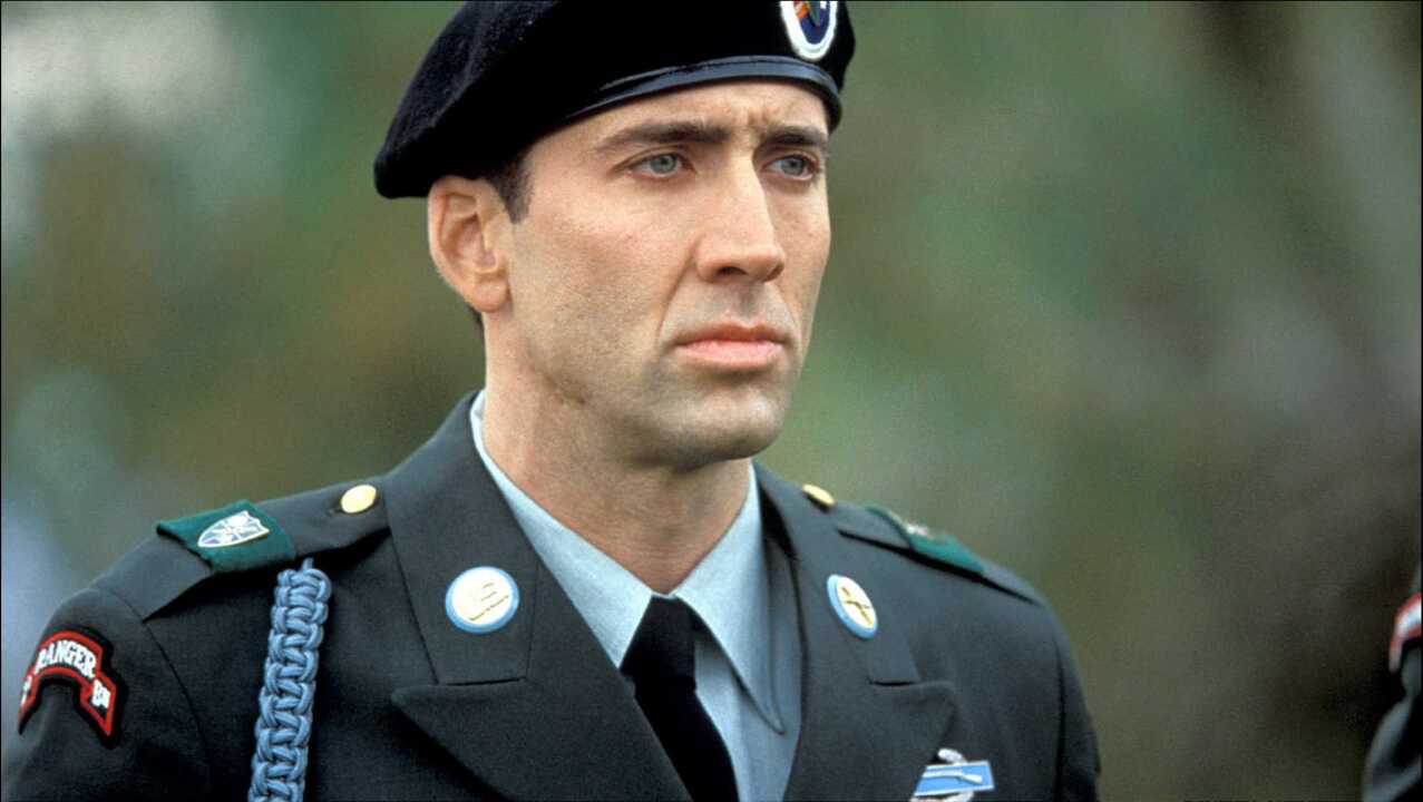 尼古拉斯凯奇巅峰之作《空中监狱》万米高空劫机越狱