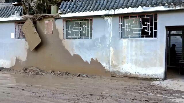 汉中市南郑区:一场暴雨过后,小南海风景区变成了这般模样!