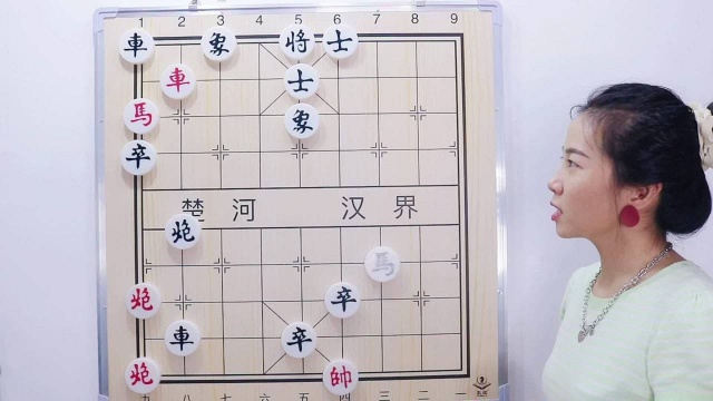 这个棋很简单,但是一般人都不容易发现的一步棋