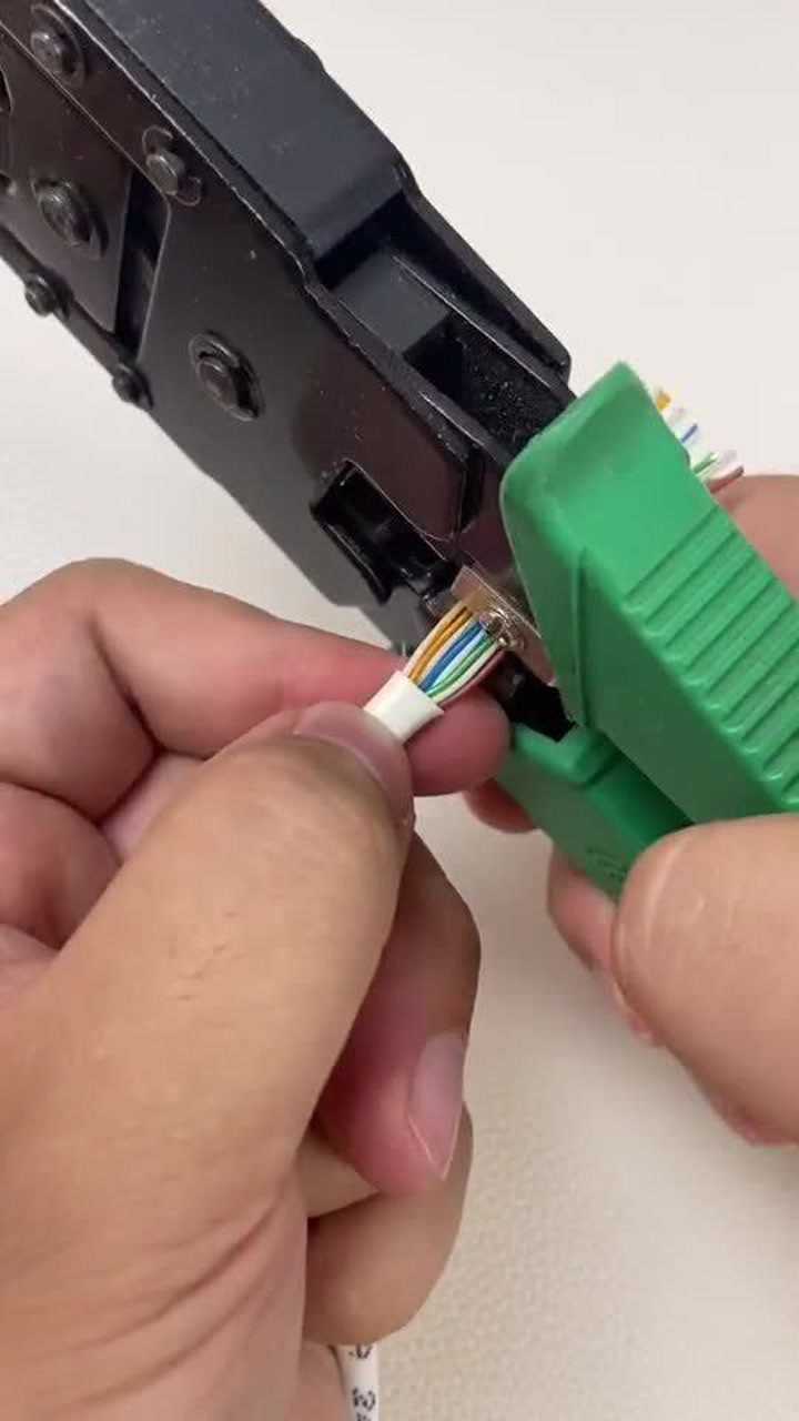 网线水晶头标准接法_腾讯视频