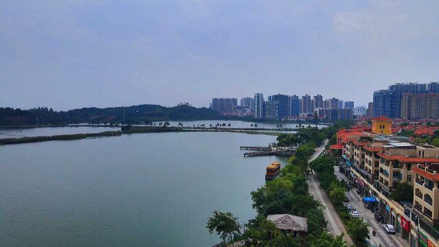 广西防城港港口区桃花湖园