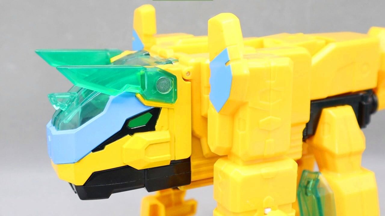 心奇爆龙战车三角龙机甲战陀,发射陀螺的变形机器人!_腾讯视频