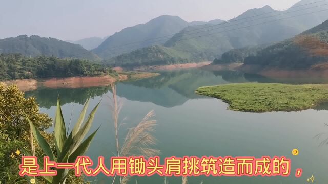 岑溪塘坪水库,山清水秀,是集发电、灌溉、饮用于一体的中型水库