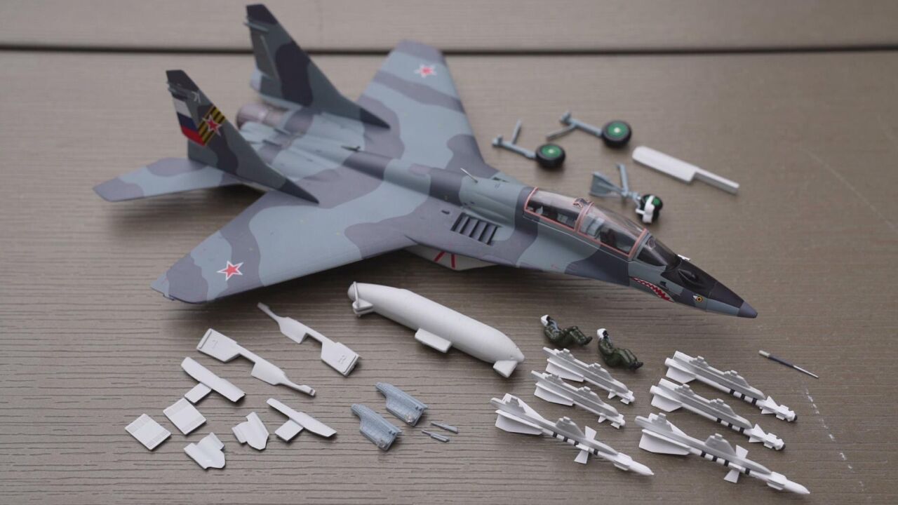 jcwings俄罗斯空军米格-29ub战斗教练机合金成品模型开箱测评_腾讯