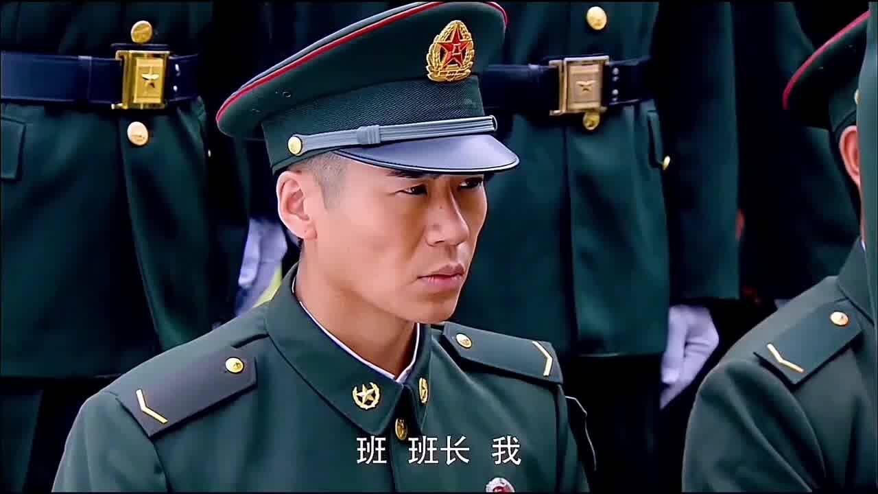 我是特种兵之利刃出鞘:李二牛被分到了神枪手四连,李二牛很惊讶,气得