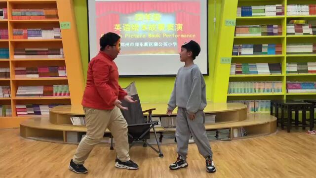 四二班 狮子与老鼠绘本故事表演