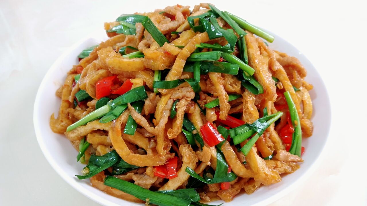 "油豆腐炒肉丝"家常做法,鲜香滑嫩又入味,简单好做特别下饭_腾讯视频