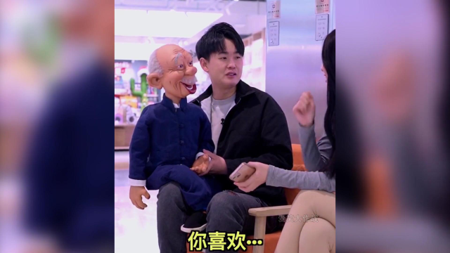 腹语师恶搞路人爆笑合集:迪老诗搭讪路人,用腹语疯狂撩妹