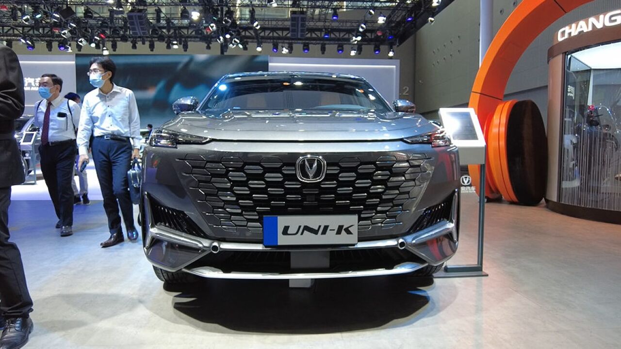 沉浸式看车--2021款长安uni-k静态体验_腾讯视频