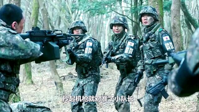 2022最新韩国犯罪动作片《搜索者》,一个士兵偷窥而引发的血案!