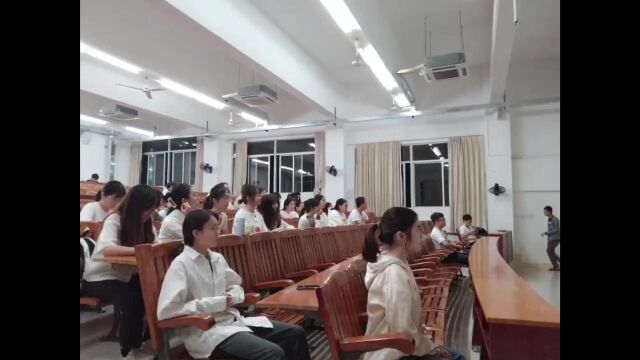 广东海洋大学文学与新闻学院汉语言文学文学1193团支部