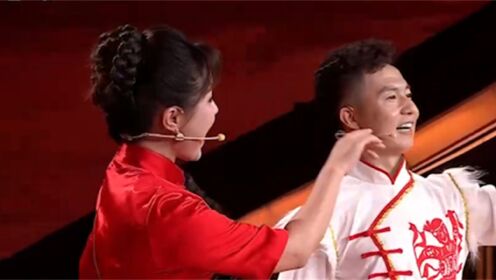 冯金伟搭档王馨演唱《黄河里划桨船队船》优美的旋律，让人听了还想听