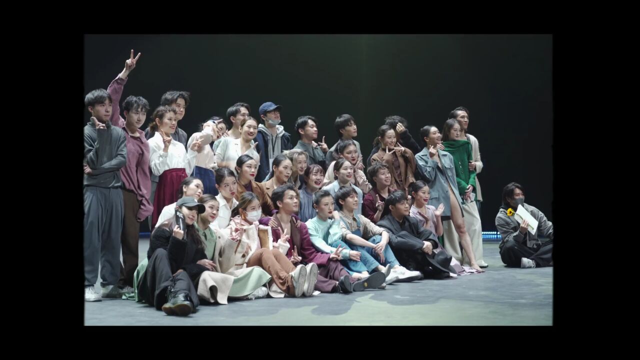 hellodance x  黎星工作室|舞蹈剧场《火车站》即将抵达成都