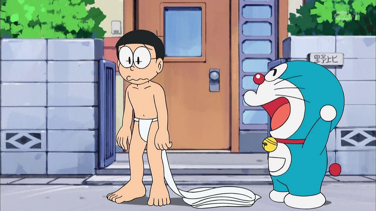 哆啦a梦:大雄穿着兜裆布练习忍术,却不小心在静香面前耍了流氓