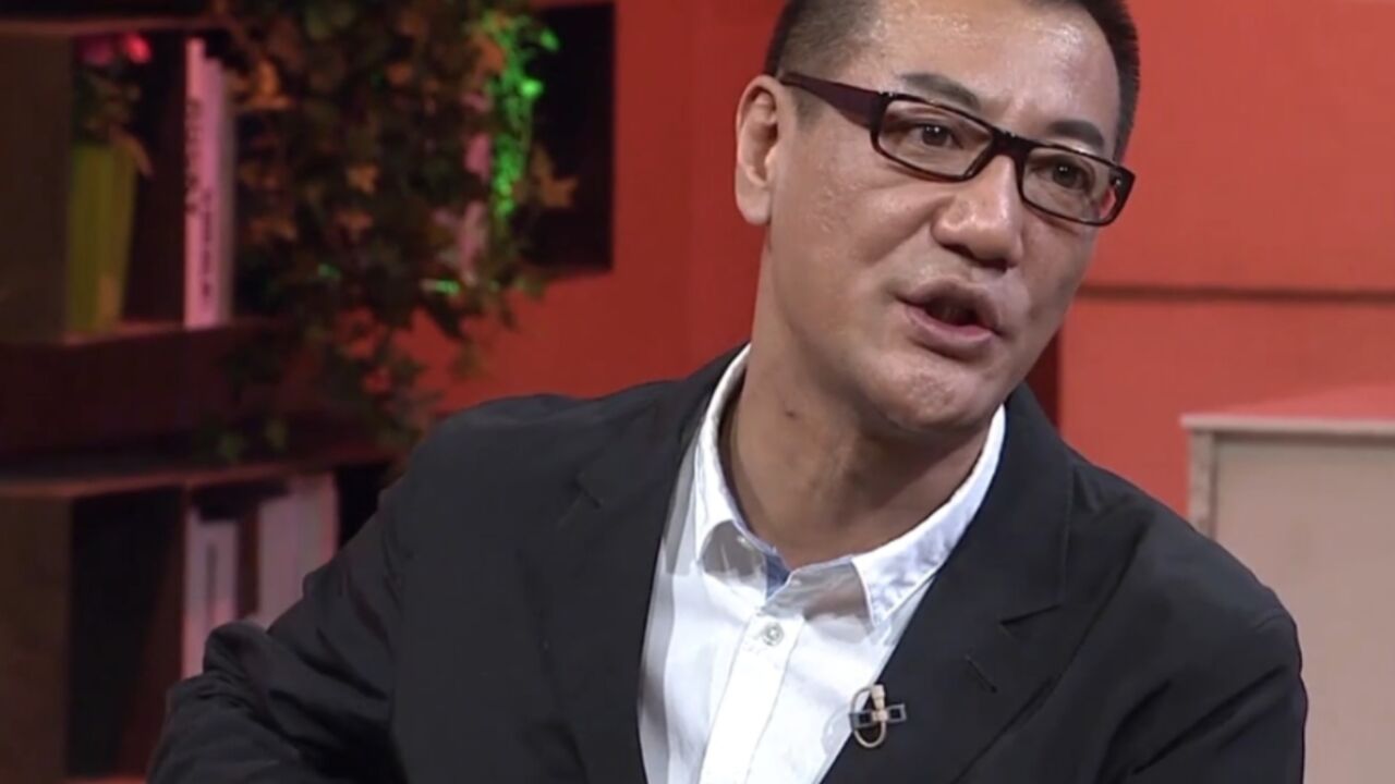 英宁讲述英敛之真迹失而复得,英壮偷笑,他竟还有珍藏!