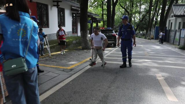 挑战岳麓山 眺望美丽长沙城