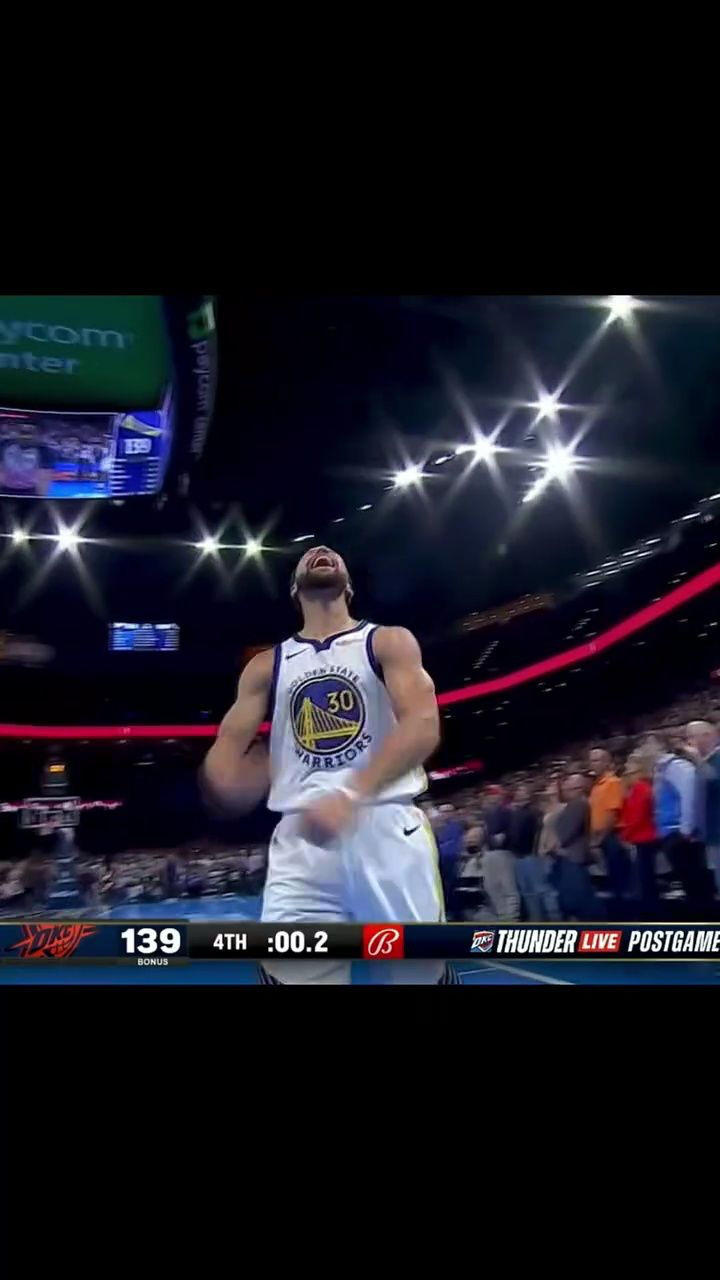 库里:熟悉的0.02秒 #库里绝杀雷霆 #nba高燃时刻 #nba创作营赢豪礼