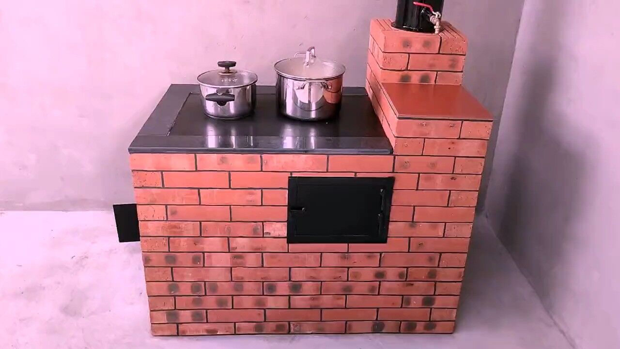 这才是柴火灶最实用的砌建方式,烧火煮饭的同时连热水也一起有了乡村