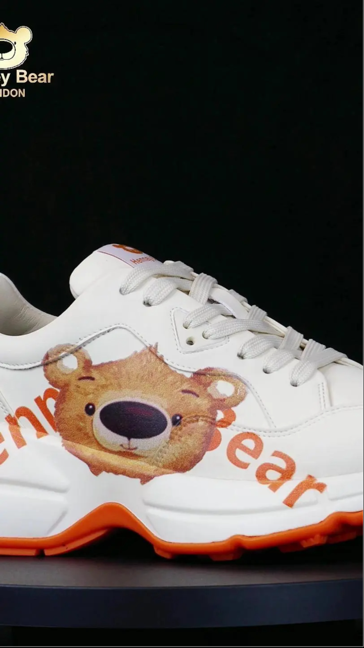 轩尼小熊鞋品上线