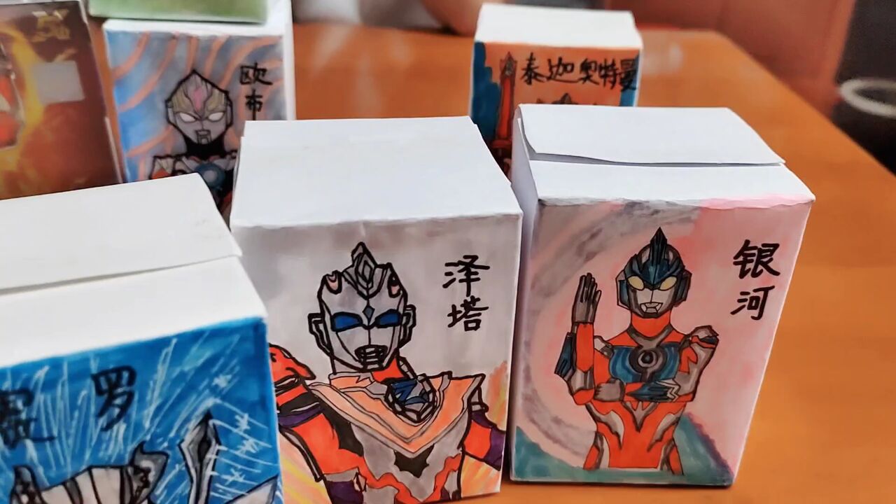 10元一个自制奥特曼盲盒,张小于买3个抽中整盒奇迹版第7弹,赚了