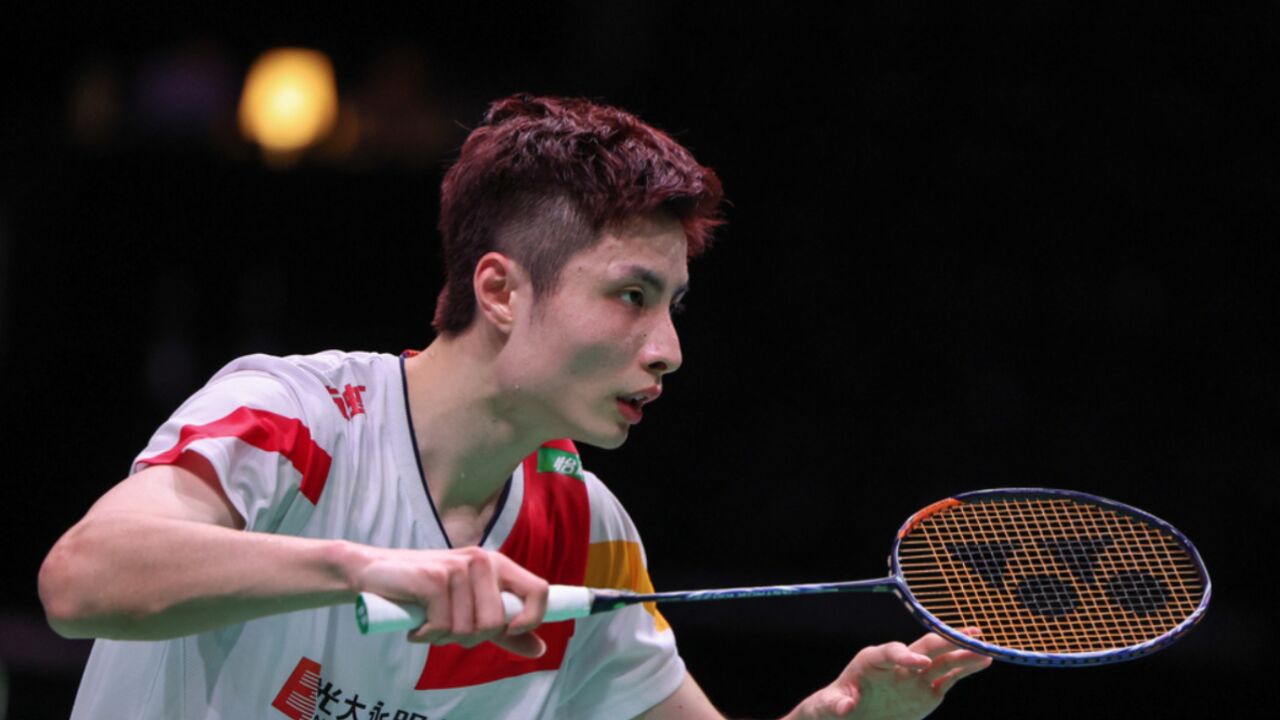 21年苏迪曼杯,那一场石宇奇简直超神,打得桃田贤斗不过10!