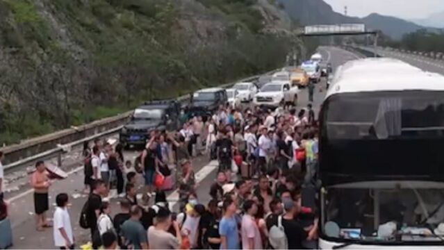 河北涞水强降雨致多地受损严重