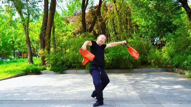 太美了!广场舞《桑丹呼仁》纪老师独舞,好听好看