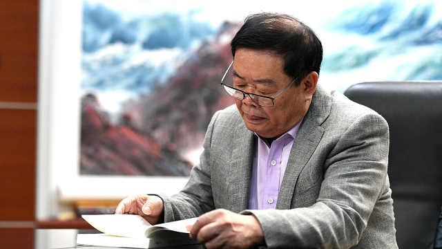 曹德旺任福耀科技大学理事长,校长是科学家