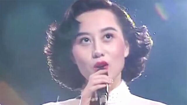 1988年利智的声音,好听到让赌王何鸿燊都动心,说是仙乐都不为过