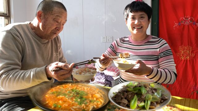 天冷了,给家人做一锅砂锅豆腐汤吧,营养美味,暖身又暖胃