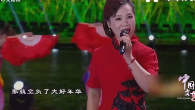 罗宁娜献唱歌曲《桂林是我家》,嗓音清丽,悦耳动听