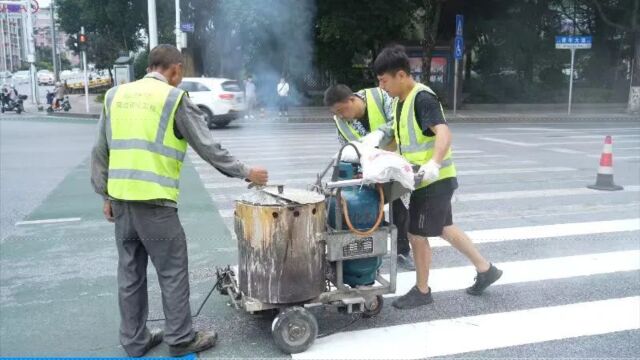 湖南郴州道路交通标线标牌提质升级