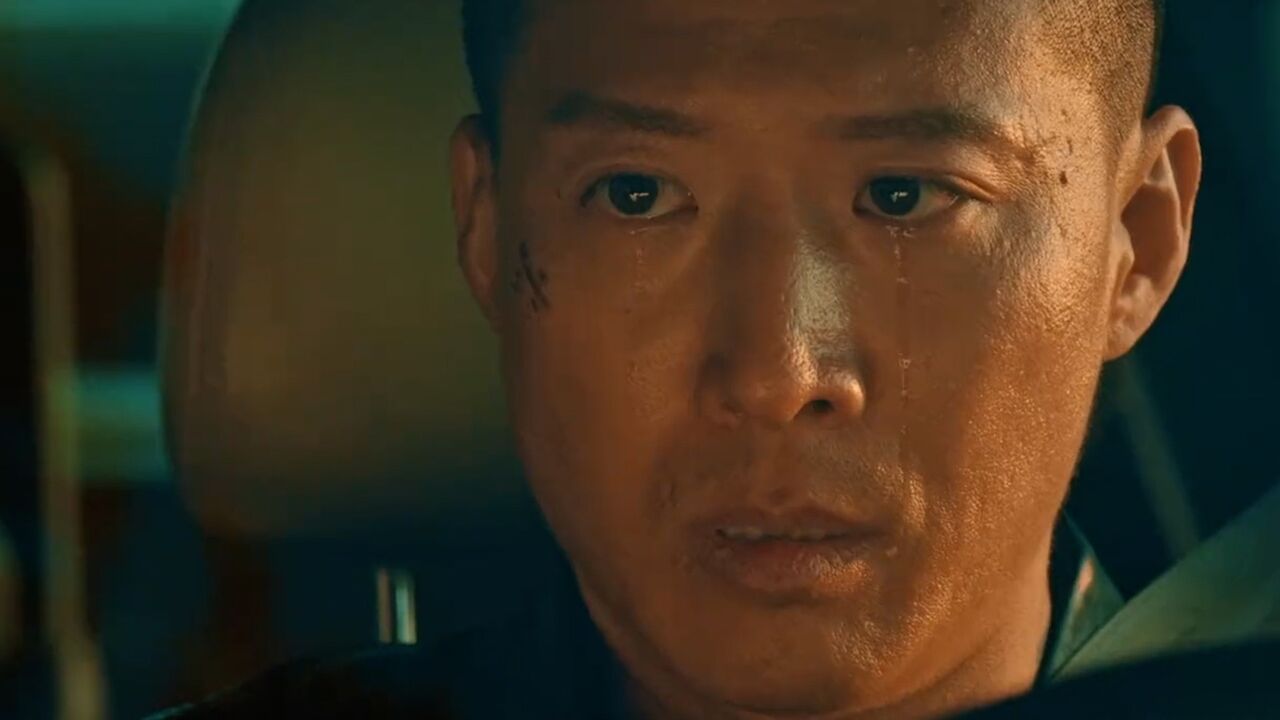 《破冰》洪天照吴春怡与毒枭搏斗,捍卫正义与和平!